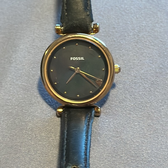 Fossil Women's Carlie Mini Three-Hand Black Leather Watch, ES4504 - Picture 3 of 6